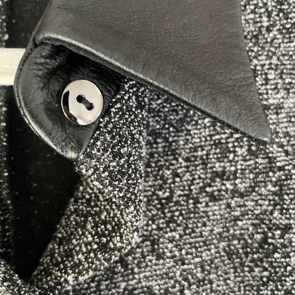 Women’s Gray Light Overcoat Size 14 - Picture 4 of 9